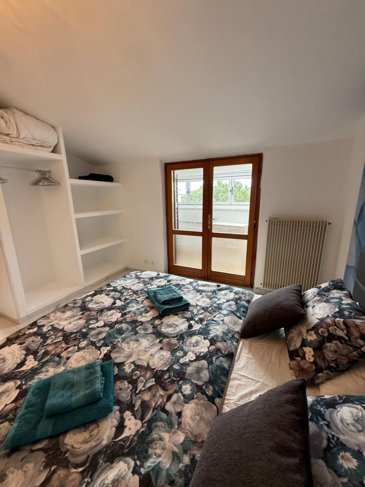 Apartment Mit Meerblick Am Strand Costa Azzura Grado Exterior photo